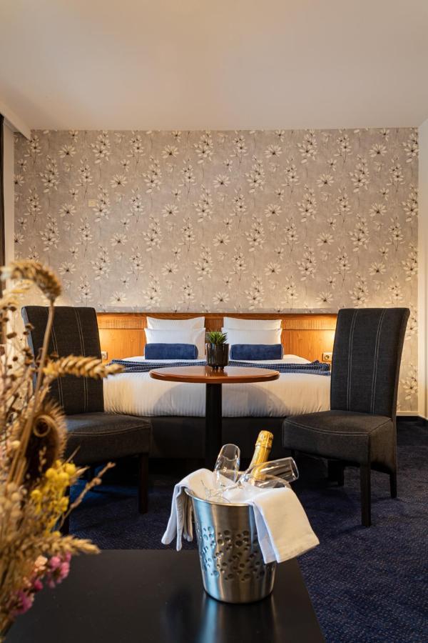 Guesthouse De Wissen Dilsen-Stokkem Exteriör bild